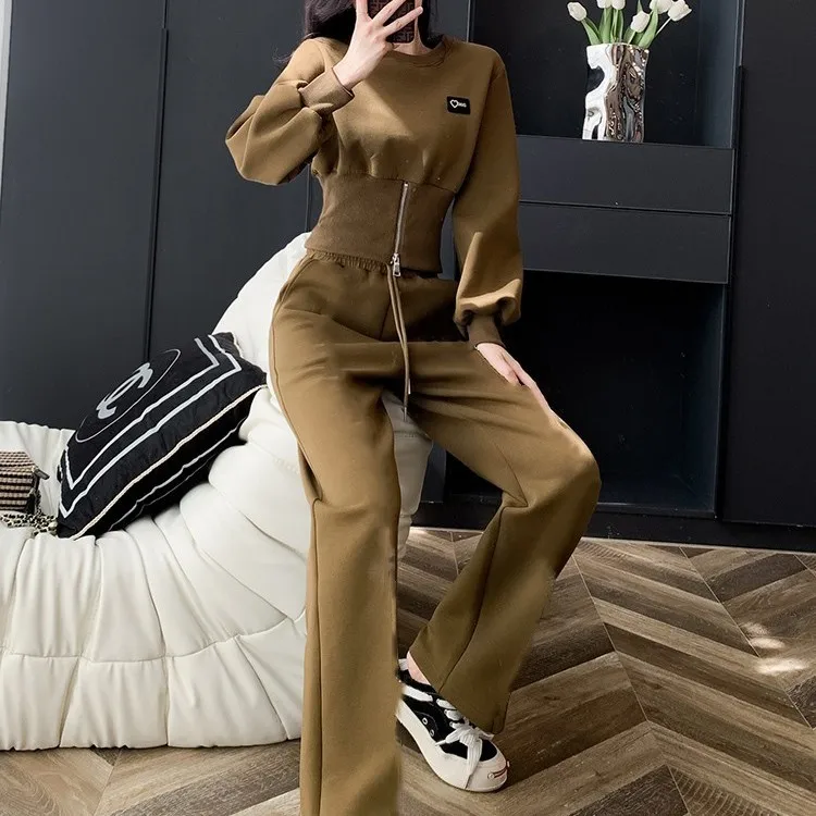 2024 Sports and Leisure Women's Set Autumn and Winter Age Reducing Fashion Slim Fit Top+Wide Leg Pants Two Piece Set