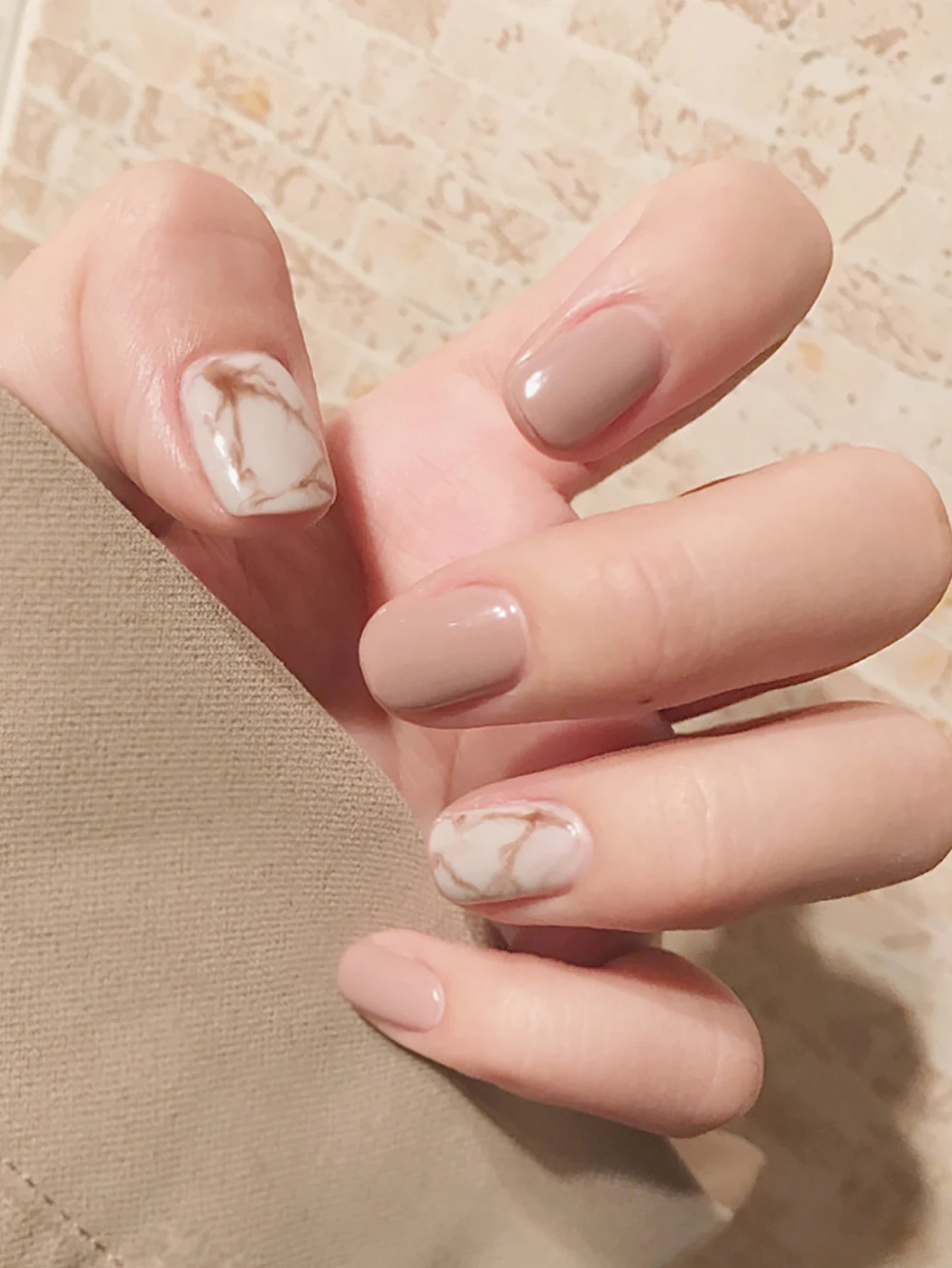 

Искусственные ногти цвета хаки с затемнением, милые и очаровательные Многоразовые Накладные ногти для женщин и девушек, маникюрный салон