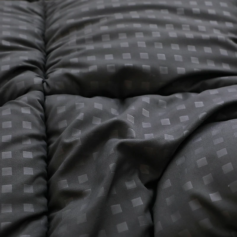 152x203cm 160x200cm 180x200cm Quilted Mattress Pad with Lacing 5