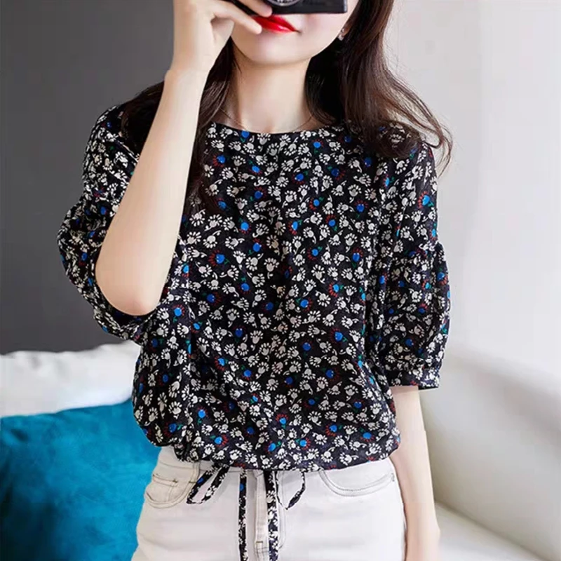 Fashion O-Neck Printed Lace Up Bow Floral Blouses Women Clothing 2024 Spring Summer New Loose Korean Tops Batwing Sleeve Shirts