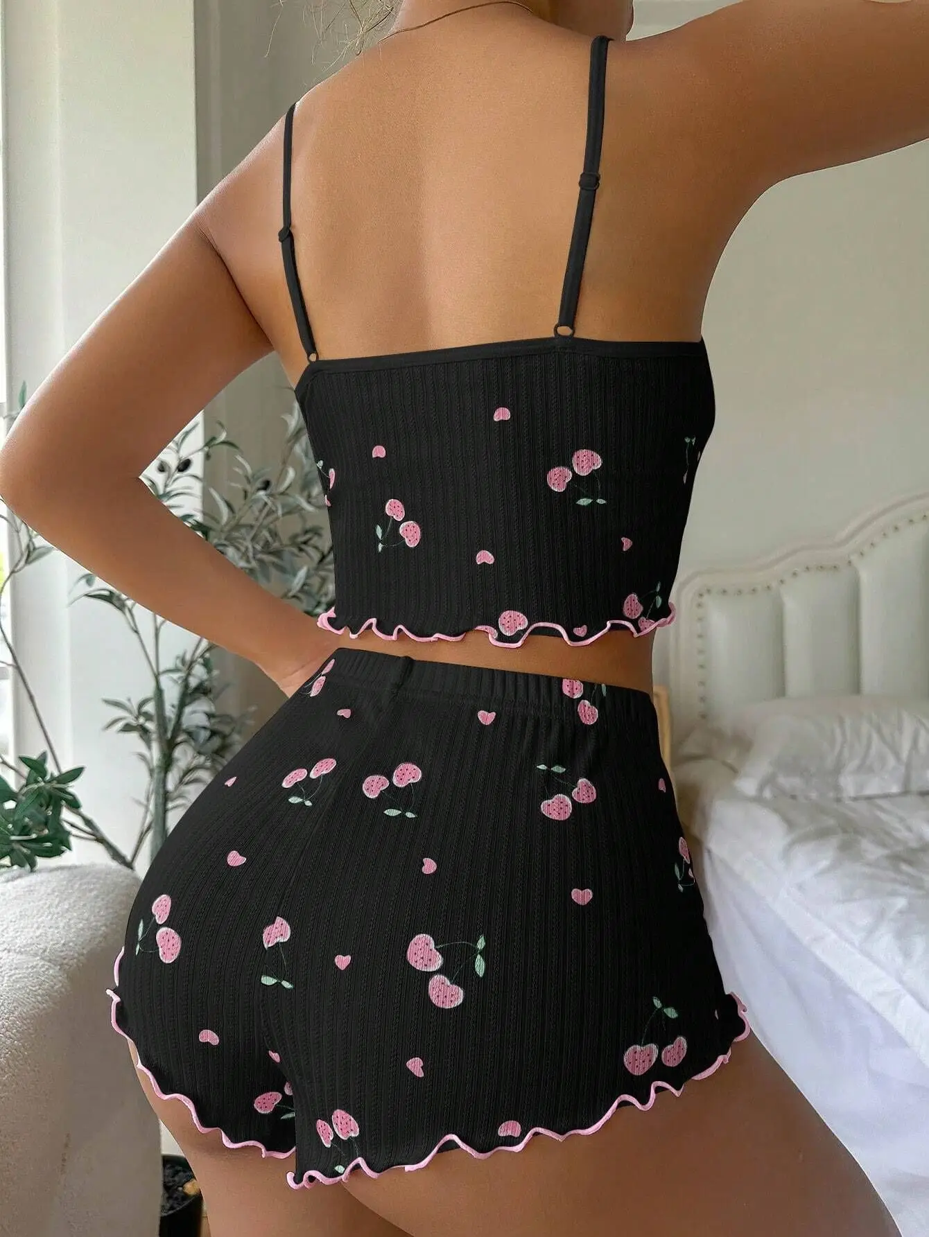 Womens Summer Pajama Set - Heart Print Backless Crop Top  Shorts Nightwear