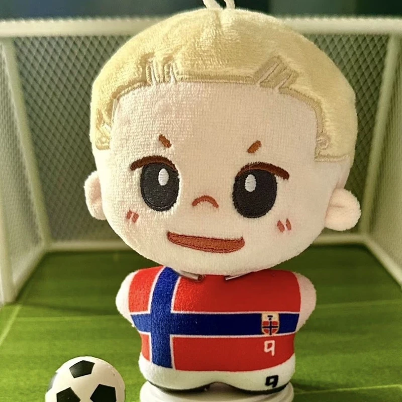 Erling Haaland Keychain Accessories Cute Figure Ornament Bag Charms Decorations Cartoon Haaland Statues Ornament Party Favors
