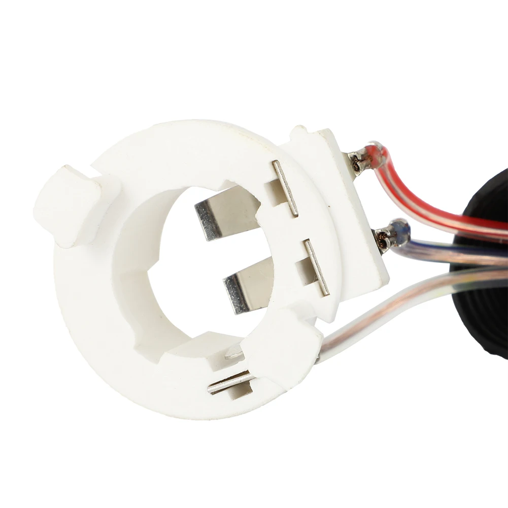 Рисунок 6 - Цоколь для фар головного света BA20D