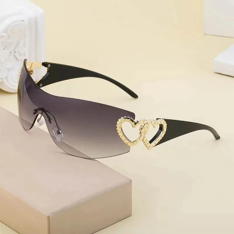 Fashion Sunglasses Conjoined body Sunglasses Women's Decorative Heart-shaped Mirror Legs No Border Sun Glasses Outdoor Sport Eyewear UV400 fashion sunglasses