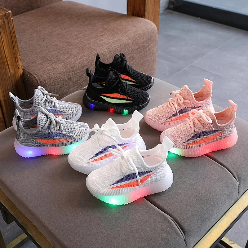 

Spring and Autumn New Children's LED Lights Breathable Girls New Shoes Boys Soft Sole Luminous Sports Shoes Baby Sneaker
