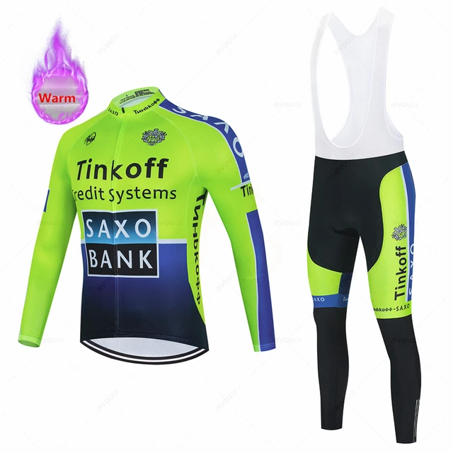 Tinkoff Saxo Bank 팀의 따뜻한 겨울 사이클링 의류로 추운 날 라이딩 즐기기 Tinkoff Saxo Bank 팀의 따뜻한 겨울 사이클링 의류로 추운 날 라이딩 즐기기