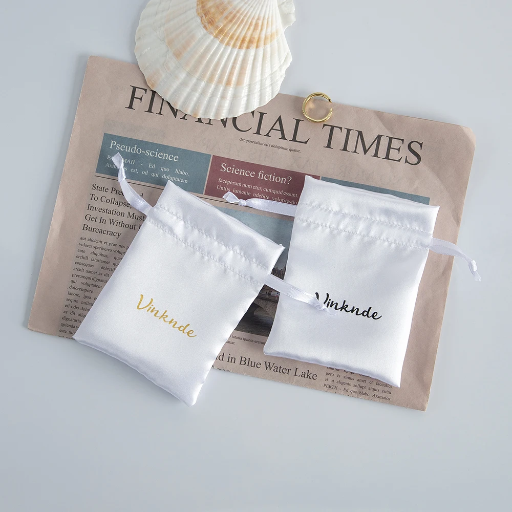 50pcs Bulk Custom Logo Drawstring Satin Silk Bags Jewelry Earrings Rings Bracelet Pouches Christmas Wedding Gift Packaging Bag