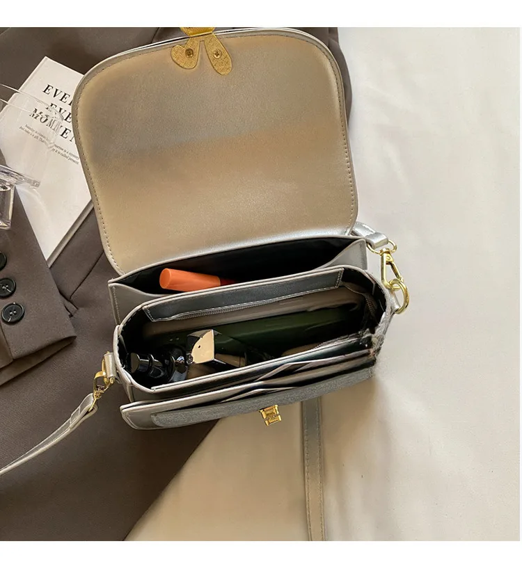 Texture denim saddle for women's 2024 summer new contrasting color lock buckle single shoulder bag, niche Western style_voghion.com