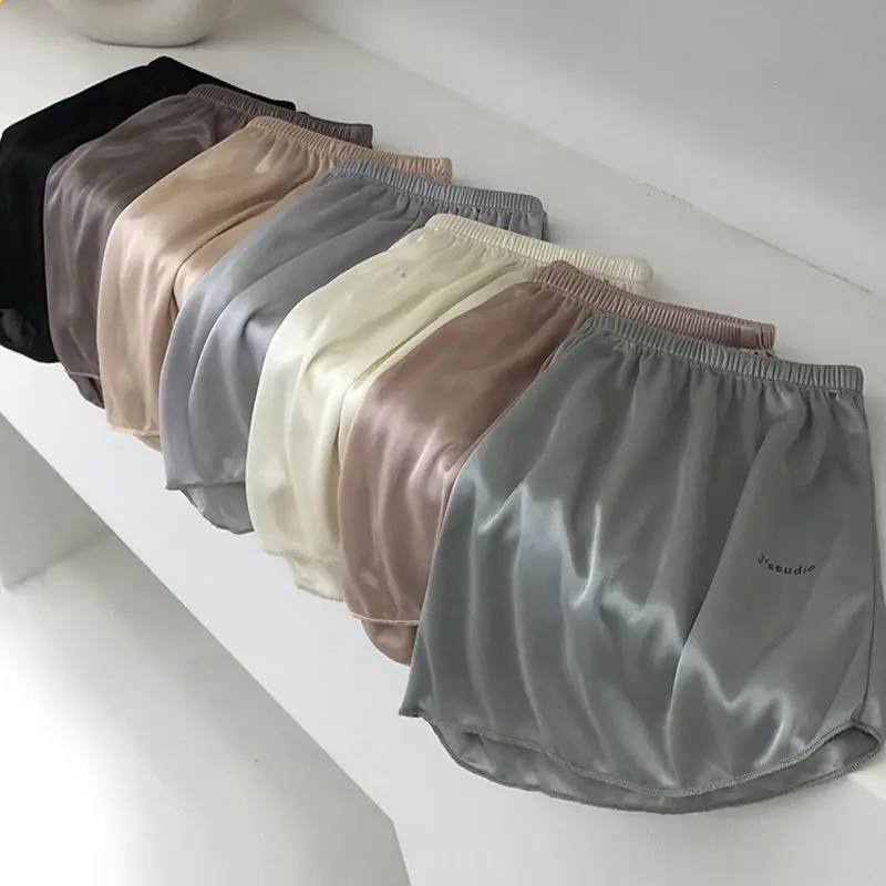 

Comfortable Loose Short Pants Women Soft Ice Silk Streetwear Student Girl's shorts Female Sexy Beach Jogger Shorts M-XL