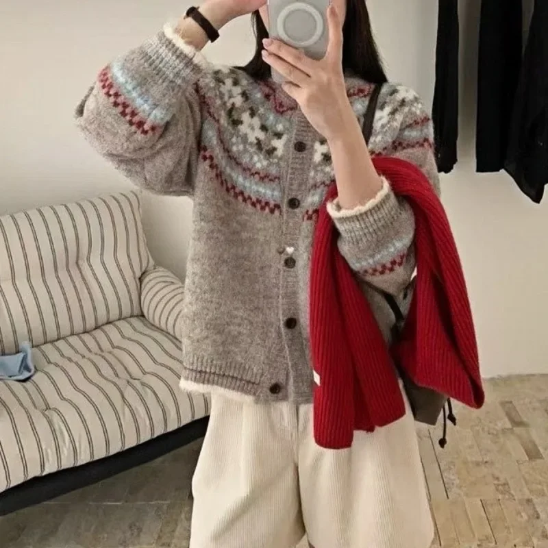 Fashion Autumn and Winter New Round Neck Contrasting Color Long-sleeved Sweater Elegant Loose Cardigan Single-breasted Knitwear