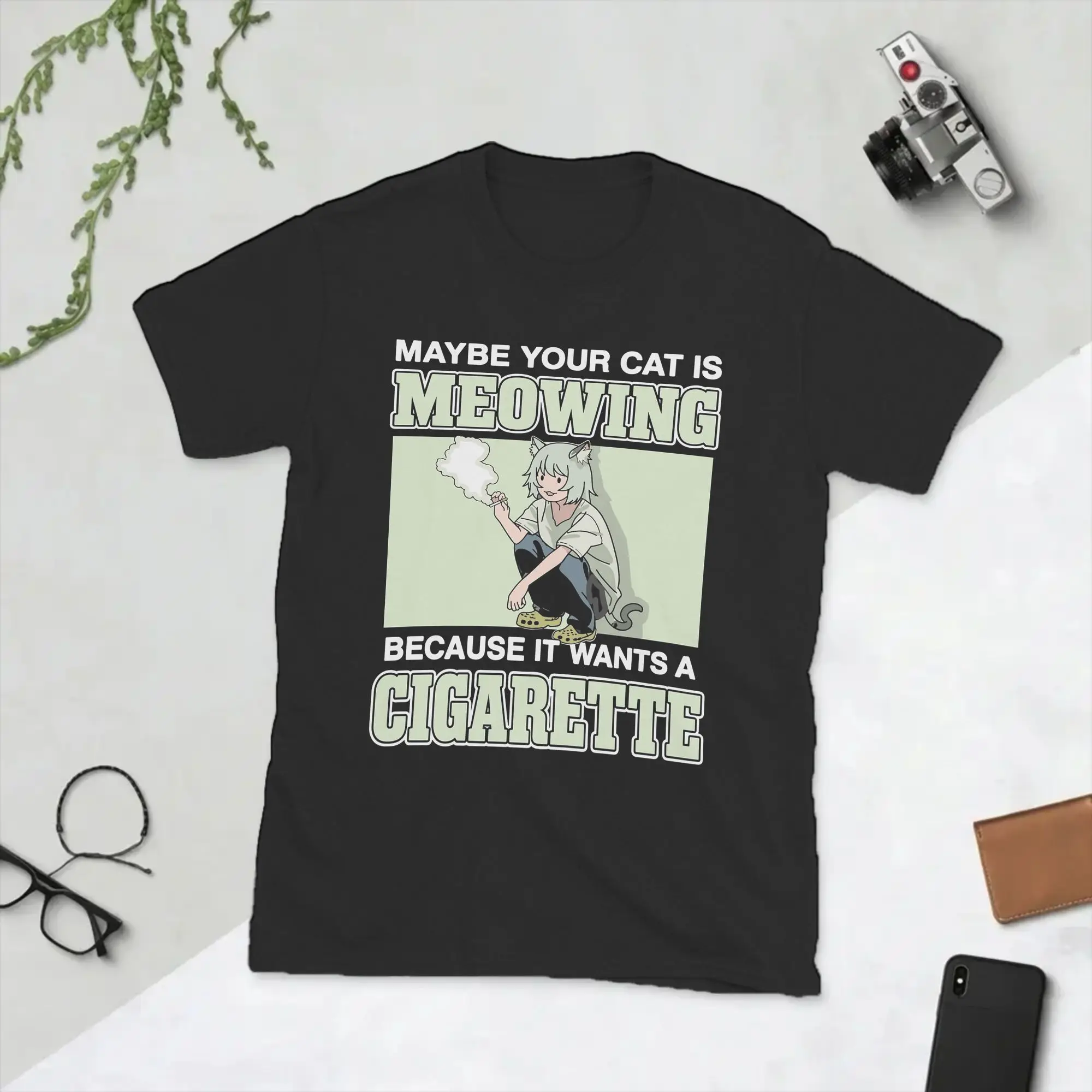 Chainsmoker Cat Yani Neko Anime T-Shirts für Männer Baumwolle Hipster T-Shirts Rundhals T-Shirt Kurzarm Oberteile Neuankömmling