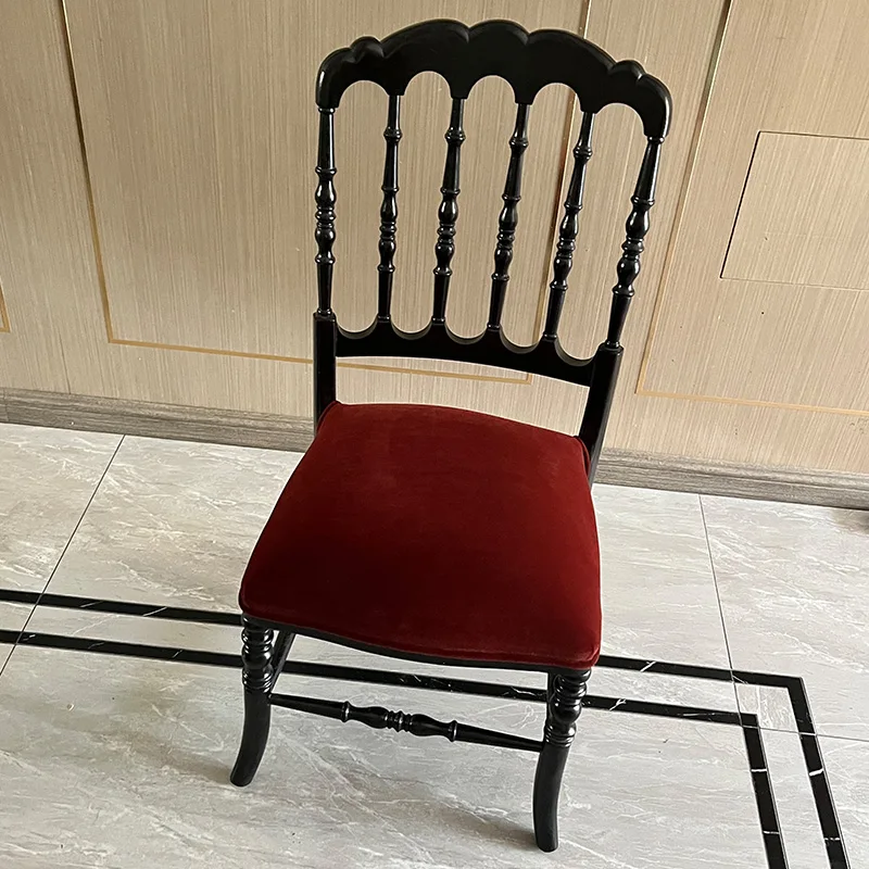 

Solid wood dining chairs, retro balconies, leisure