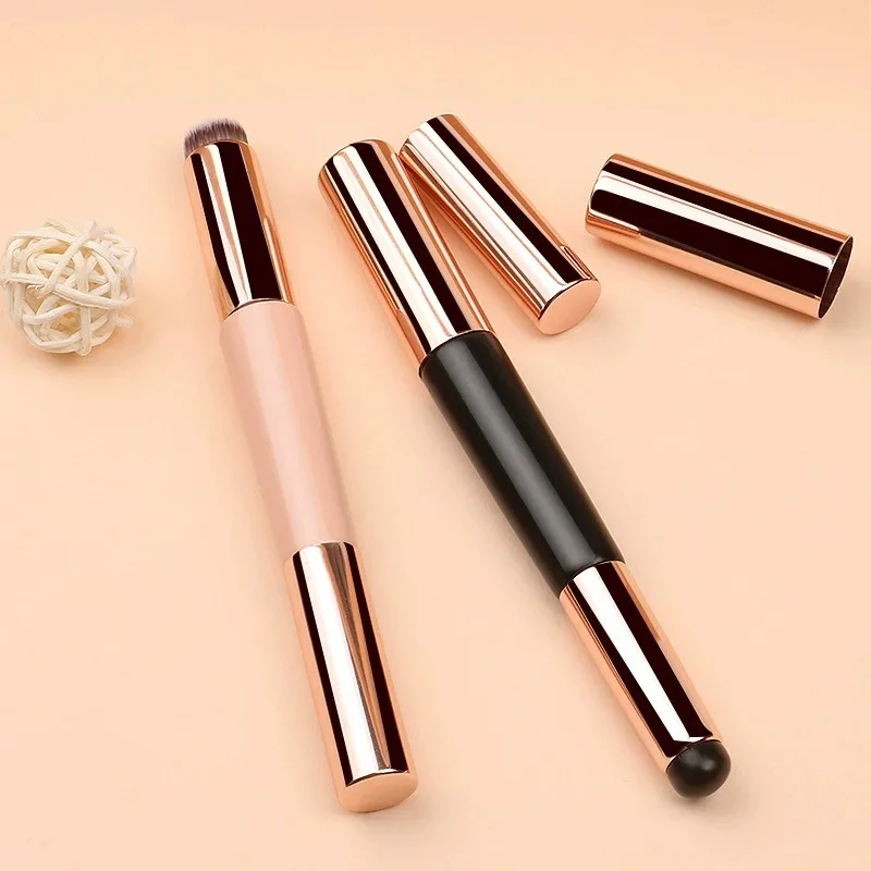 2 In 1 Silicone Lip Brush Concealer Brush Wooden Handle Lipstick Lip Balm Applicator with Cap Travel Makeup Brush Beauty Tools 5