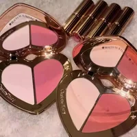 Charlotte Tilbury Liquid Blush CT Heart Two-tone Blush, blush en poudre soyeuse, longue tenue, naturel, impeccable, facile à estomper, cosmétiques 4