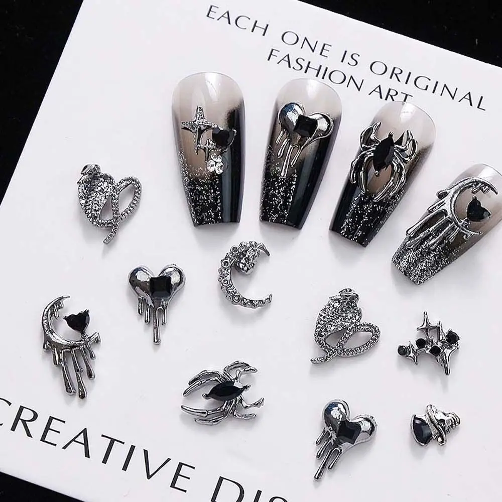 

Retro Spider Gothic Punk Style Halloween Heart Nail Decorations Love Heart Halloween Star Nail Accessories Nail Supplies
