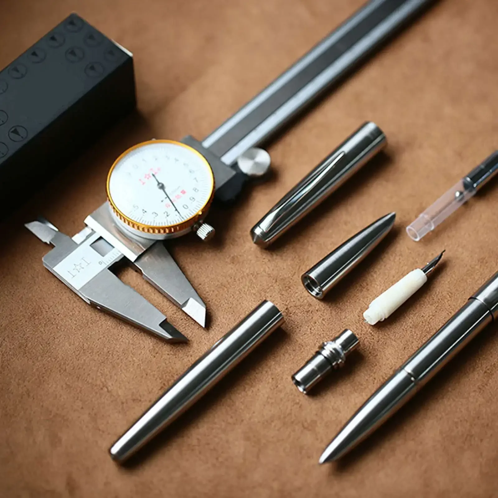 MOONMAN Ti200 Titanium Alloy Fountain Pen F 14K Gold 0.5mm nib with Converter Office Business Smooth Writing Ink Pen gift pens 5