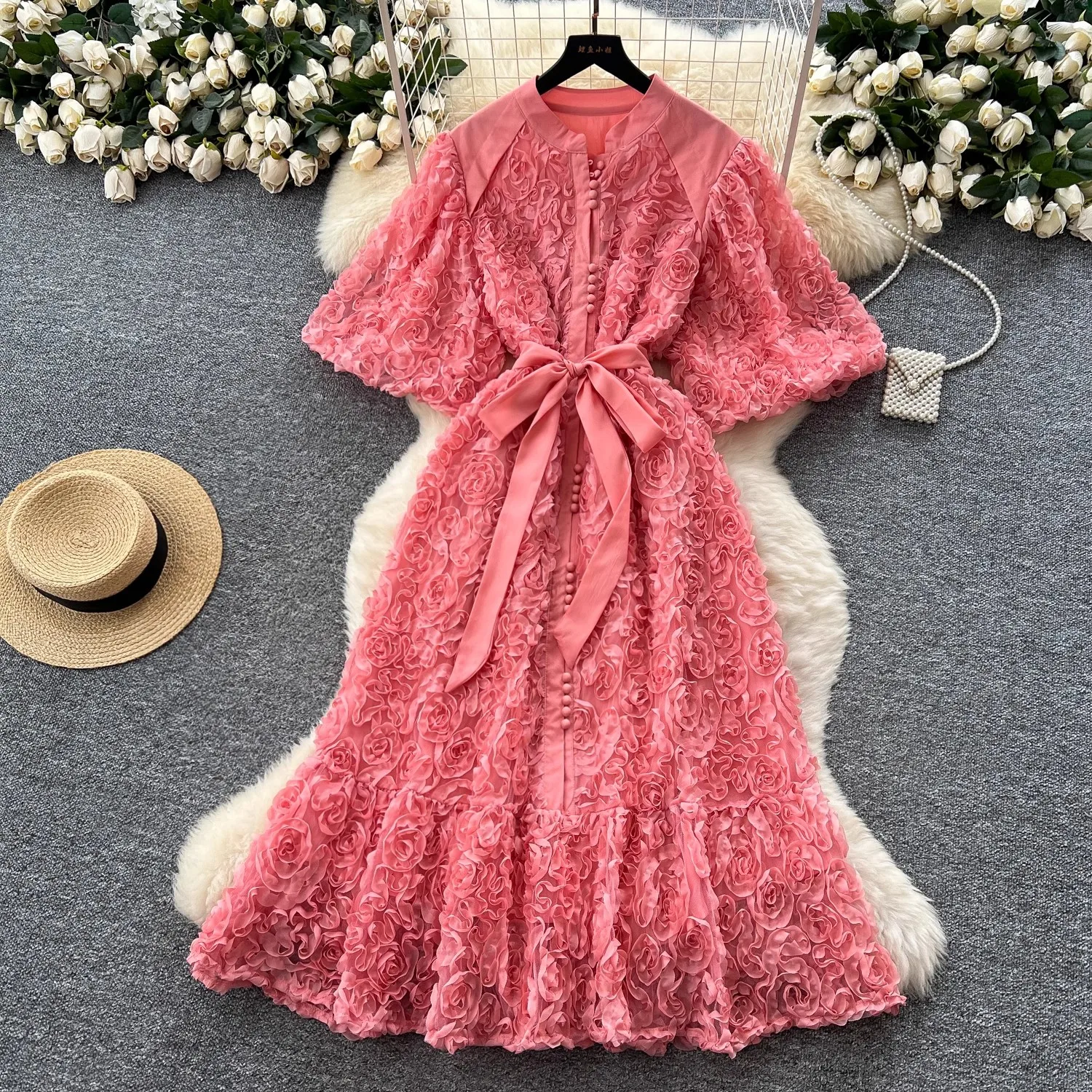 - AliExpress