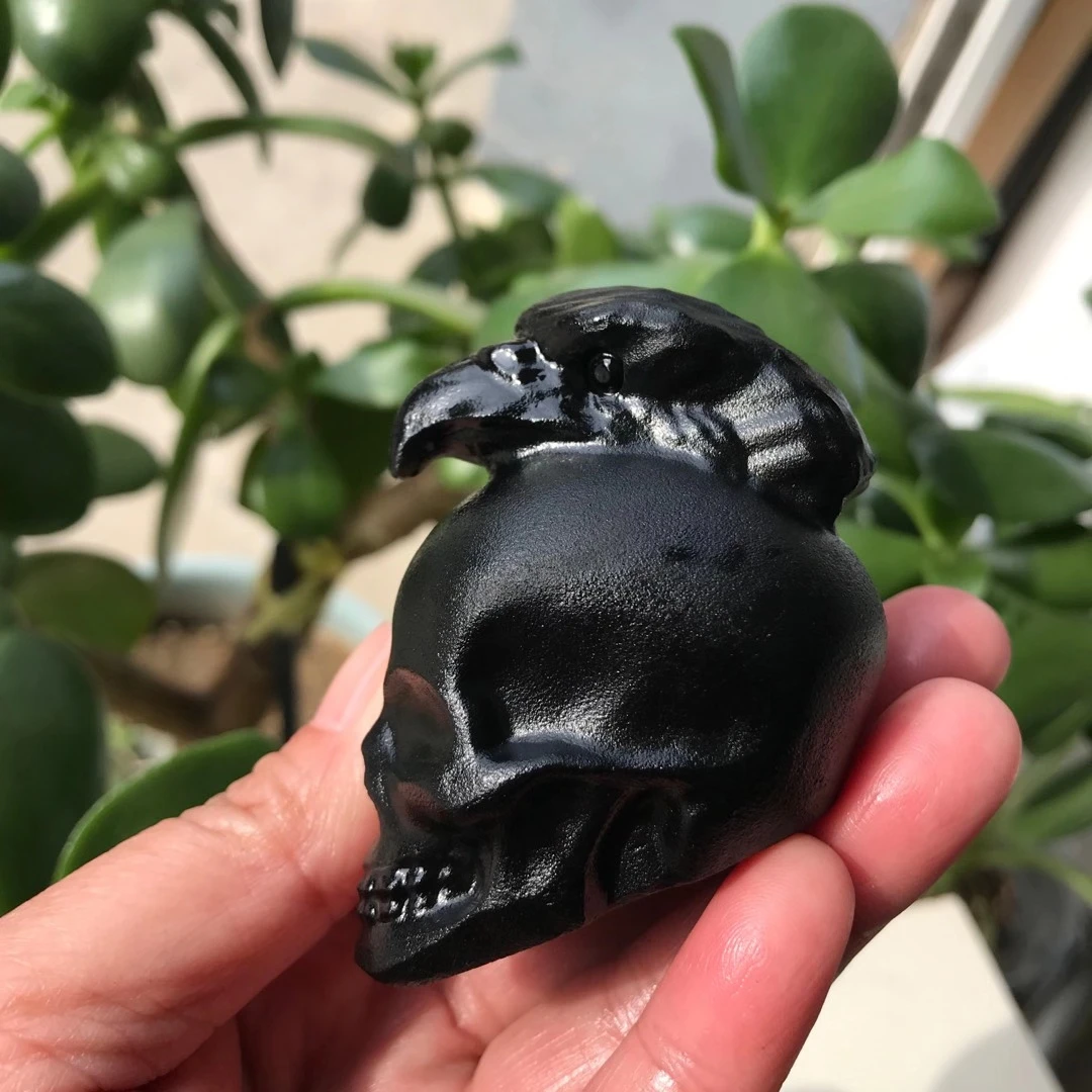 

Natural stone Obsidian skull and eagle creative combination igurine Statue home decor Statues et sculptures desk accessories 1PC