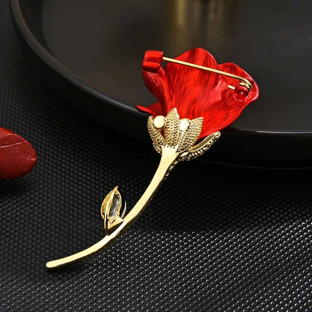 Red Rose Flower Brooch Romantic Enamel Bouquet Zircon Brooch Valentine's Day Gift 2024 New Style Women's Coat Decoration Jewelry