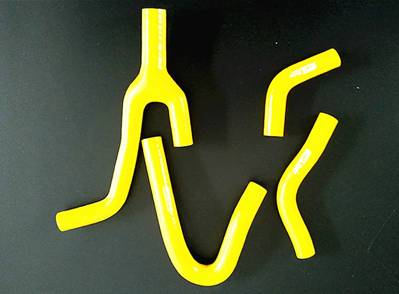 

Желтый силиконовый шланг радиатора для 1998-2002 250SX 250EXC 250MXC/300SX 300EXC 300MXC/380SX 380EXC 380MXC 1998 1999 2000 2001 2002