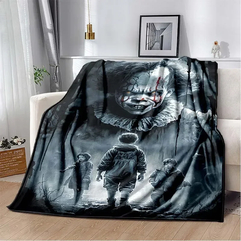 Dancing Clown Pennywise Pattern  Flannel Blanket,Multi-purpose Holiday Gift Blanket Warm And Soft Blankets All Seasons 3