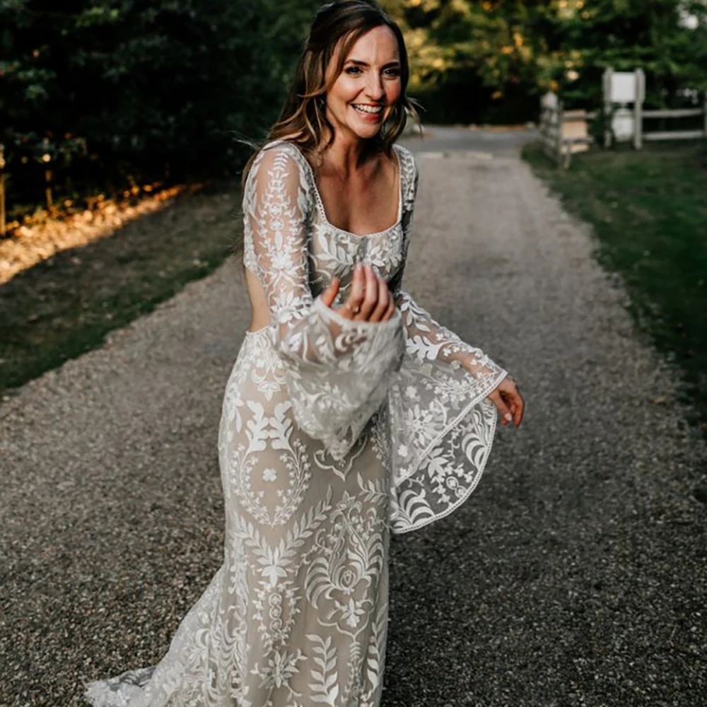 chinese dress ladies Mermaid/Trumpet Wedding Dress Chic Lace Appliques Rustic Wedding Gown QW2343 US16 / Ivory main image 0