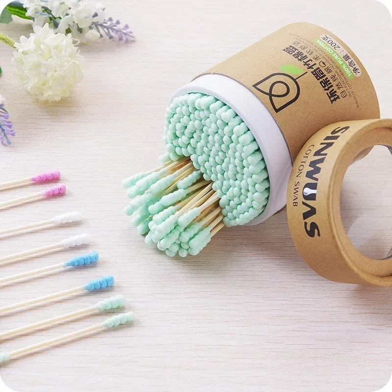

200pcs/Box Bamboo Cotton Swab Wood Sticks Soft Cotton Buds Cleaning of Ears Tampons Cotonete
