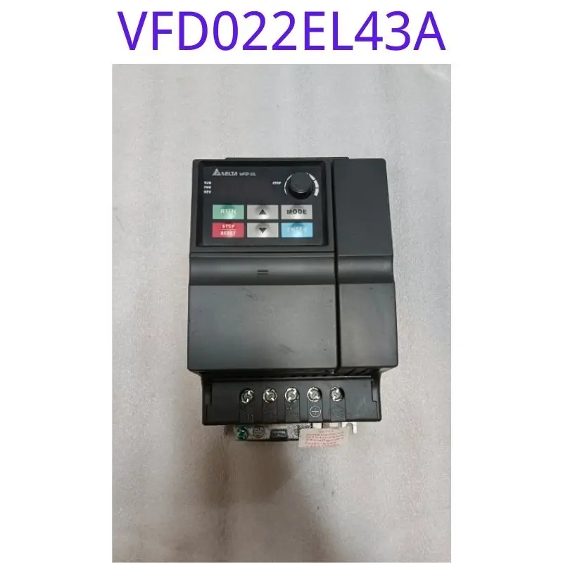 

The second-hand EL series frequency converter VFD022EL43A 2.2KW 380V function has been tested and is intact