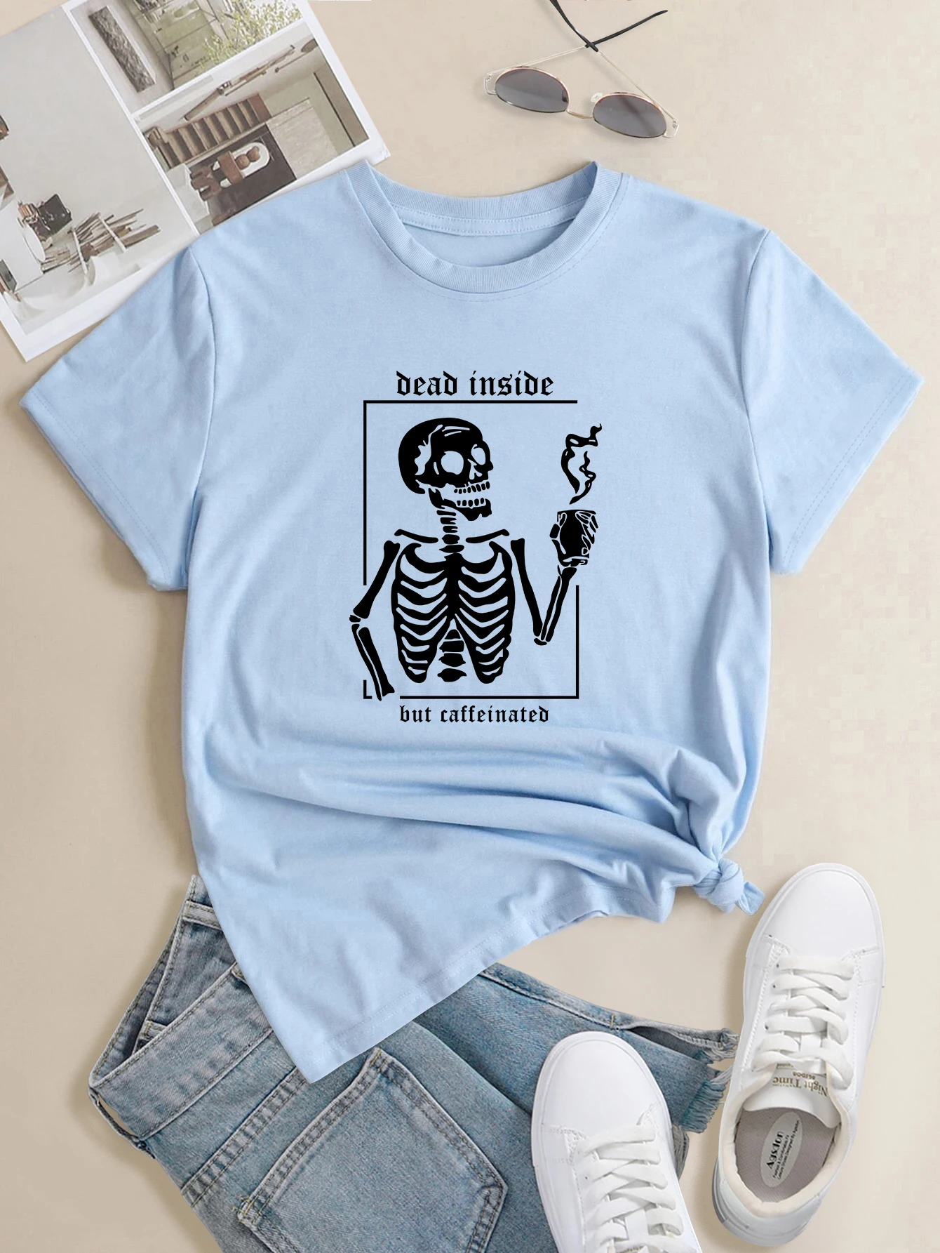 T-shirt girocollo con stampa 'Dead inside But Caffeinated', T-shirt estive casual a maniche corte larghe e alla moda, da donna_voghion.com