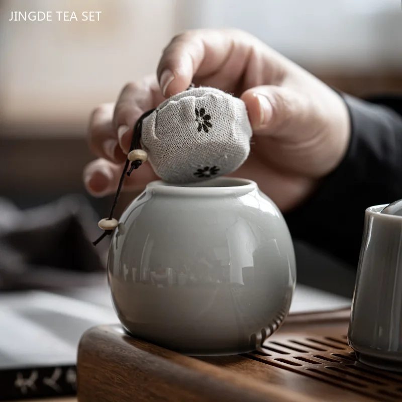 200ml Japanese Mini Tea Caddy Handmade Ceramic Sealed Coffee Container Portable Travel Tea Jar Exquisite Tea Accessories