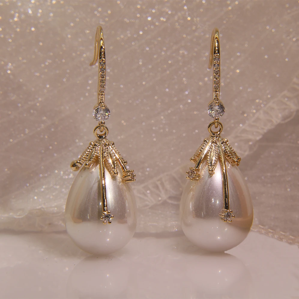 MEIDYEAR new pearl pendant earrings women luxury atmospheric jewelry party birthday dinner