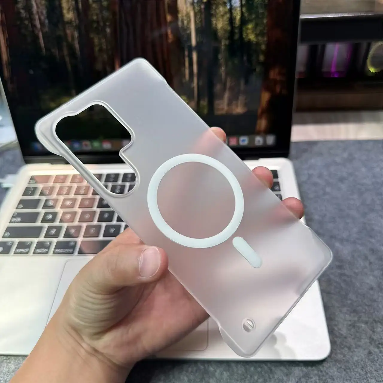 Luxury Slim Matte Frameless Magnetic Case with Magsafe - Translucent Cover