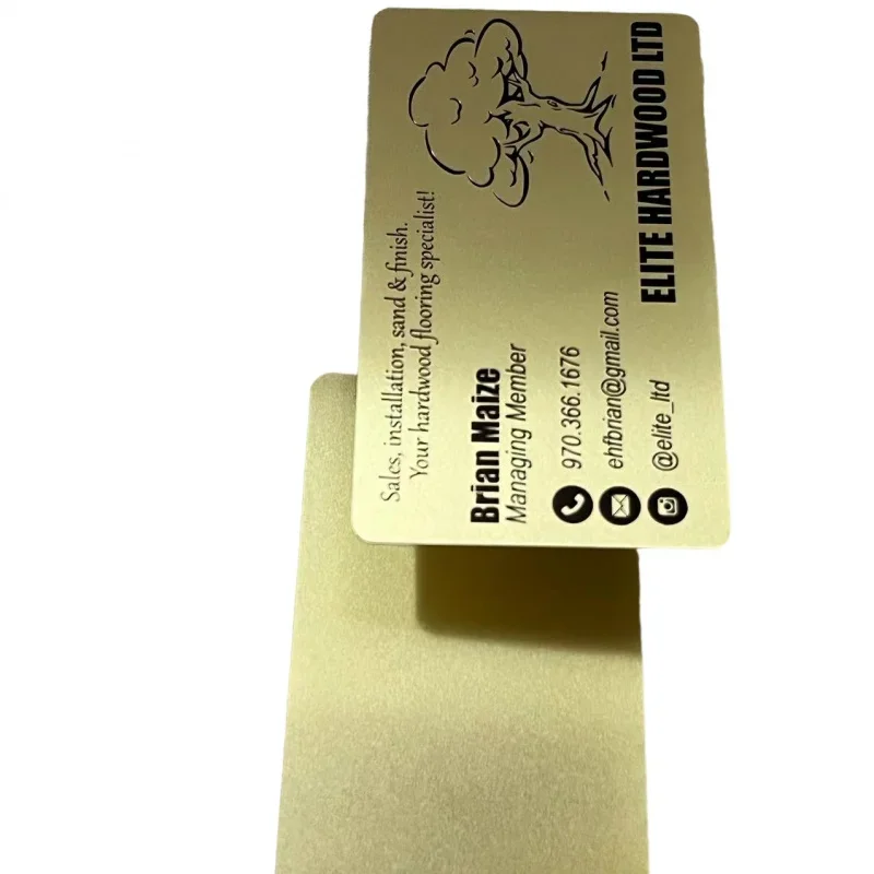 

Customized product、Top Quality Glossy 18K Gold Plated Metal Club Membership Card Printed VIP Card