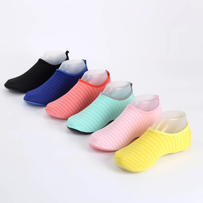 Water Sports Shoes Barefoot Shoes Quick-Dry Aqua Yoga Beach Socks Slip-On Unisex Non-Slip Sneaker Swimming Diving Socks water sports shoes