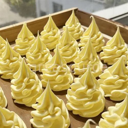 Gelato Ice Cream Formula Summer Vanilla Flavor Light Cream Vanilla Pods Refrigerated Taste Sweet Head Single Food Model Swirl - Image 2