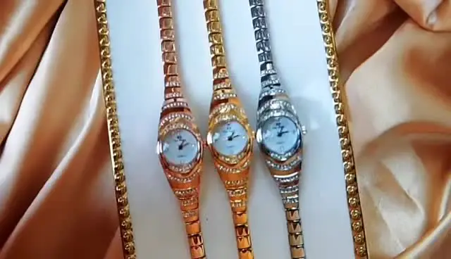 2026 New Expensive Ladies Watch New Fashion Creative Niche Watches Female Quartz Watch Casual Versatile Bracelet Party Watch Set Combo Female Watch For Birthday Gift-Watch For Ladies/Women