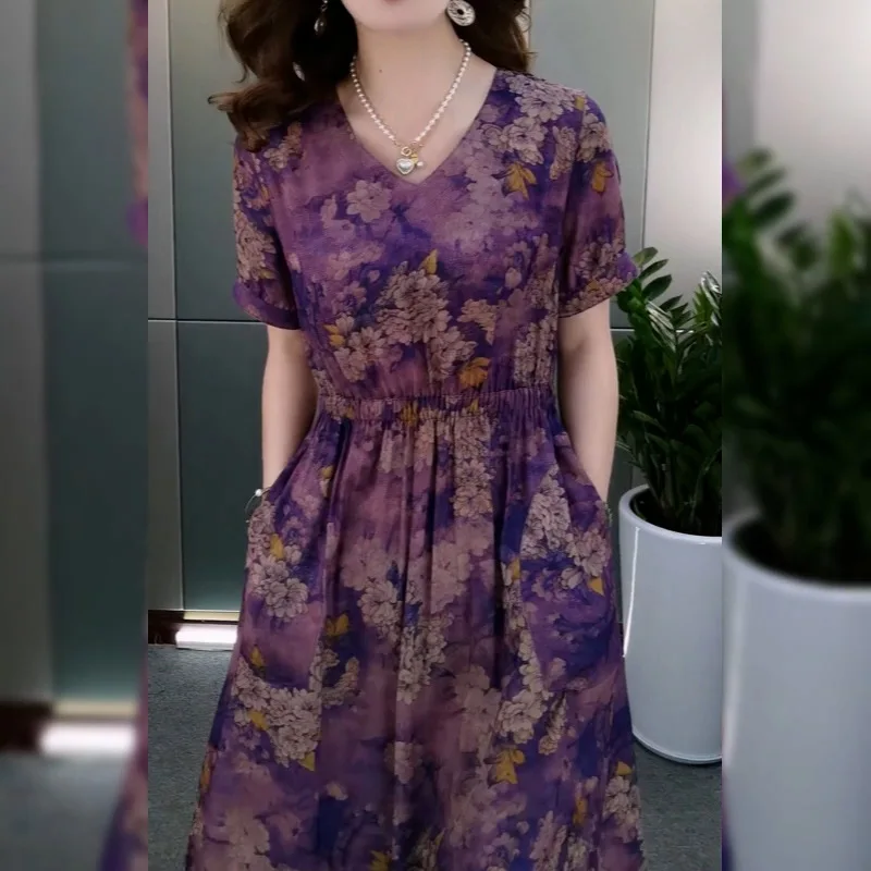 فستان أنيق قصير الأكمام مع جيوب