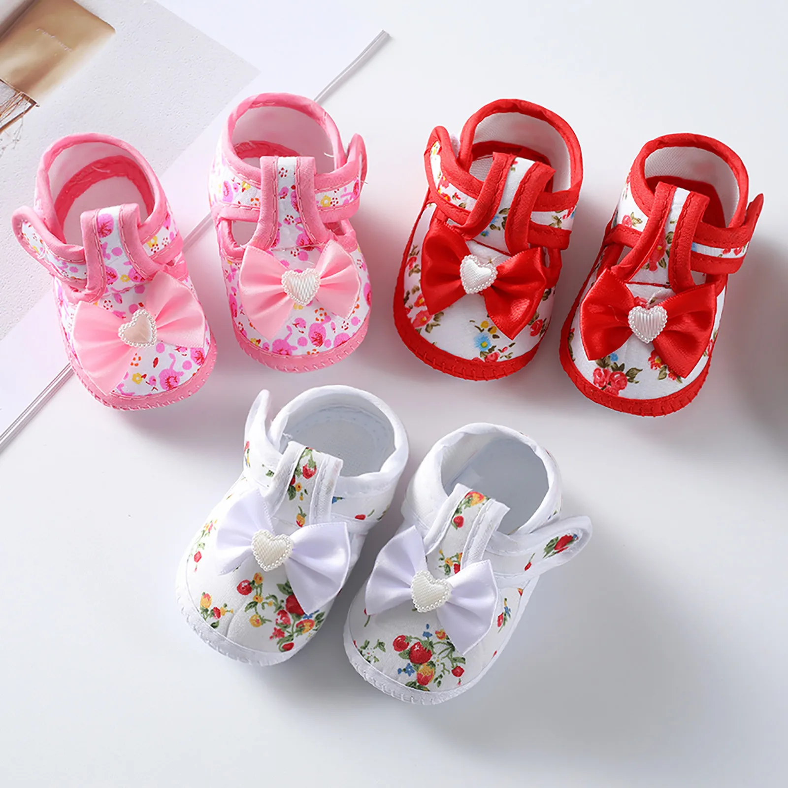 

Newborn Shoes Baby Girls Boys Soft Sole Bow Decoration Prewalker Princess Sandals Shoes Infant Toddler First Walkers zapatillas