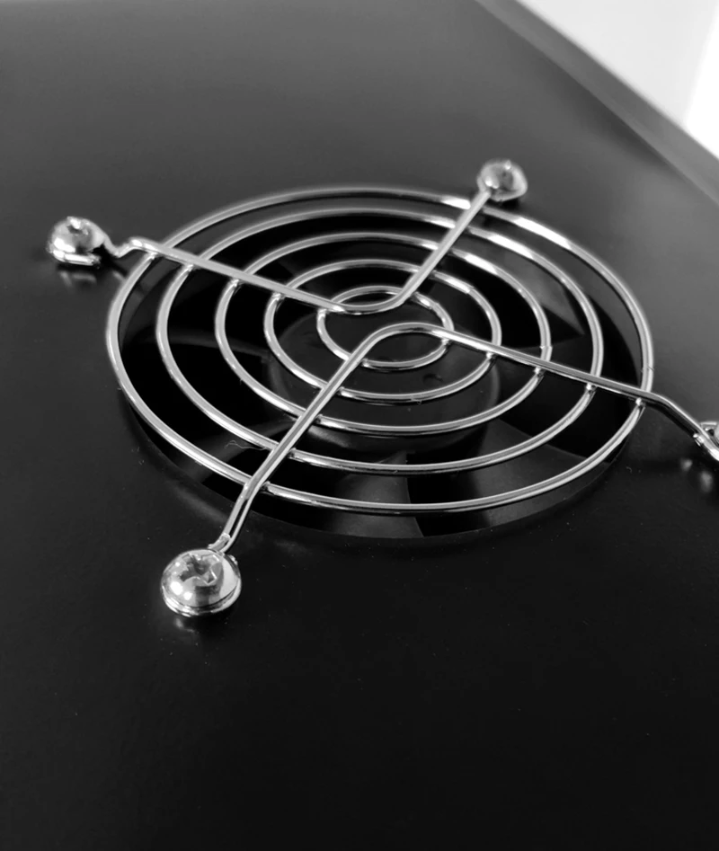 Рисунок 2 - Лампа для отверждения УФ-геля