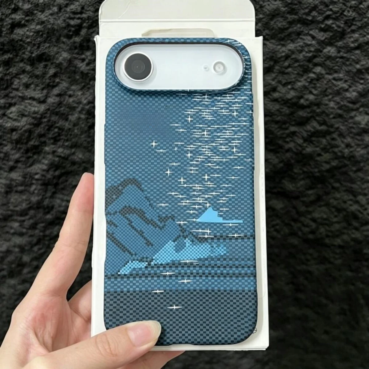 Luxury Carbon Fiber Kevlar Texture Phone Case with Mountain Island Starry Sky Design