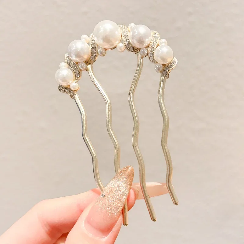 Pearl Hair Card For Women Temperament Four-pronged Disc Fixed Hairpin Comb U-shaped Hairclip Jewelry Accessories Gift