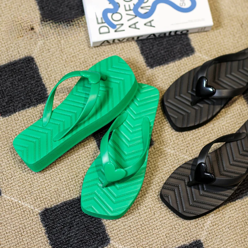 2022 Summer New Flats Slippers Women's Shoes Round Toe Thick Bottom PVC Flip Flops Female Casual Beach Shoes Women Slippers