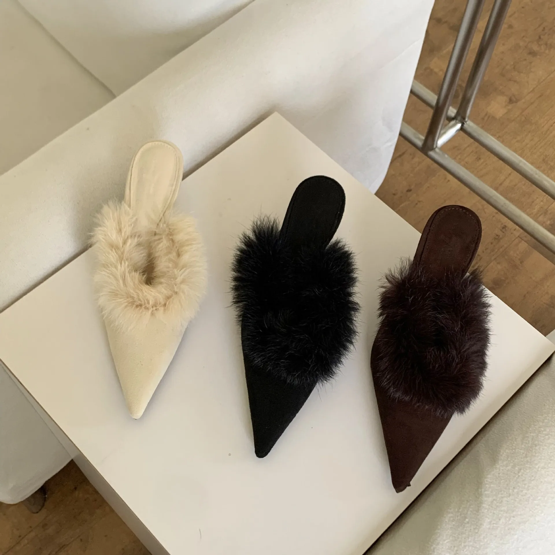 

Shoes Winter Woman Slipper Cover Toe Slides Fur Flip Flops Heeled Mules Pantofle Low Plush High 2023 Pointed Rome Scandals Rubbe