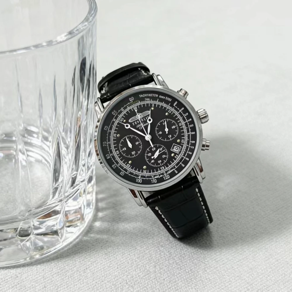 Elegant Men's Multifunction Quartz Watch: Fashionable Business and Casual Sports Design