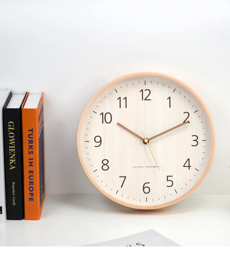 Wooden simple modern wall clock Living room creativity Fashion watch Nordic clock Bedroom mute Living room decoration
