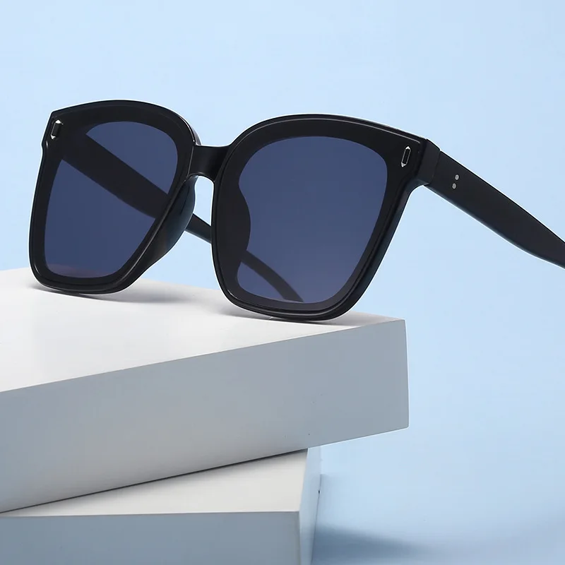 

Frame fashion new sunglasses black frame plain round sunglasses