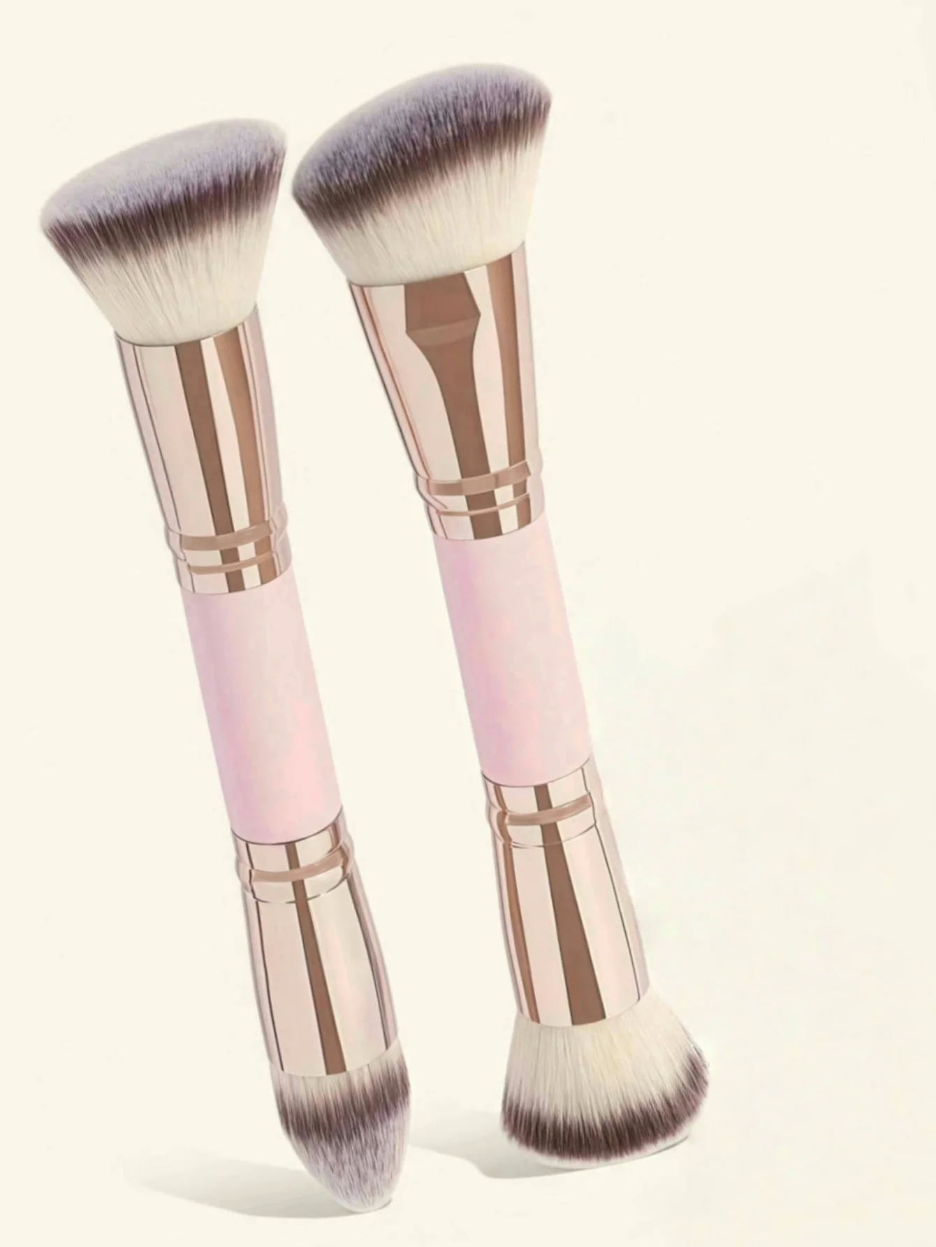 Enhanced Multi-Functional Double-Headed Makeup Brush for Foundation, Contouring, and Concealing