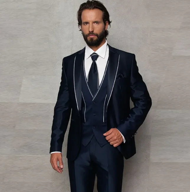 

Navy Blue Designer Mens Suits Jacket Vest And Pants One Button Groomsmen Wedding Tuxedos Notched Lapel Groom 3PCS