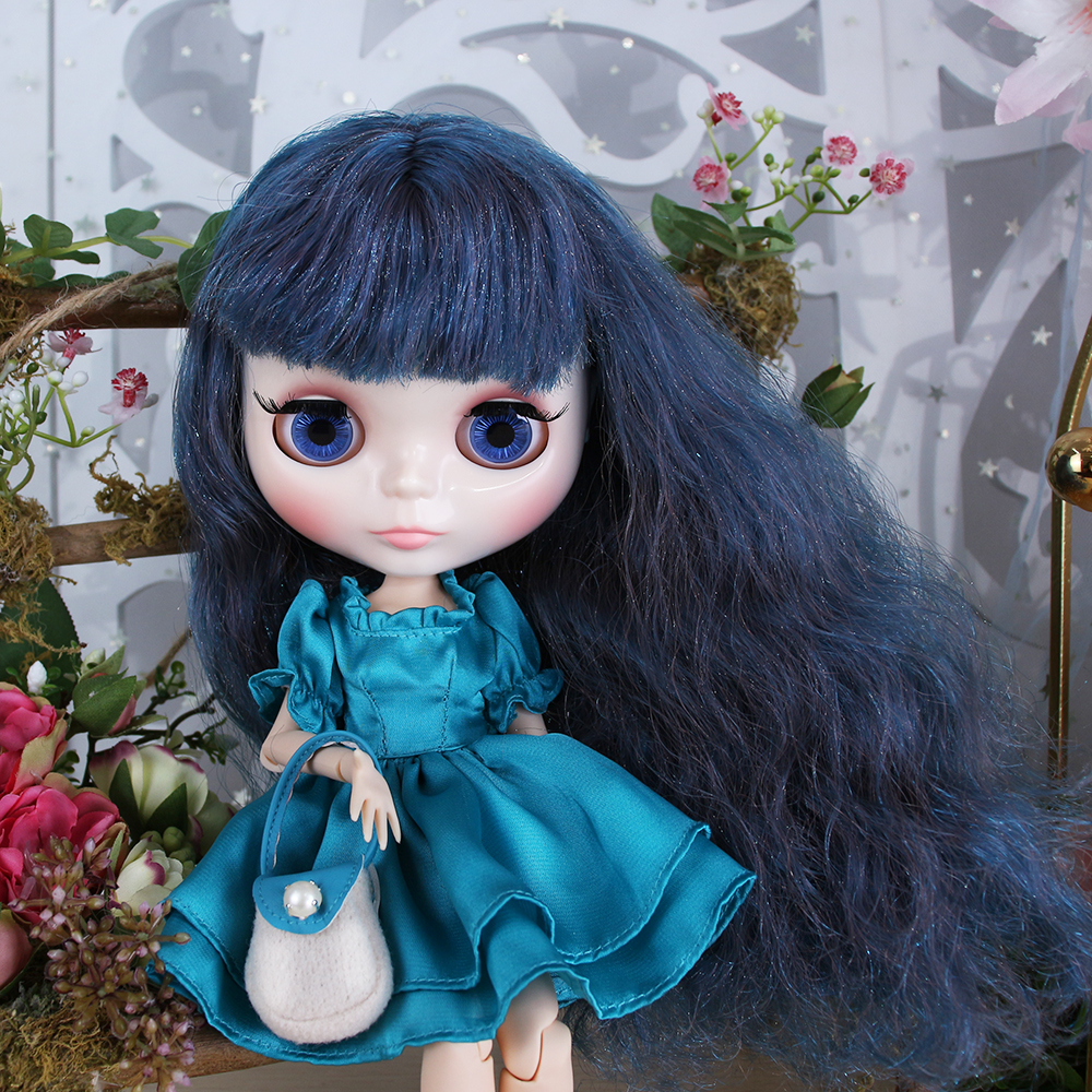 Mia – Premium Custom Neo Blythe Doll with Blue Hair, White Skin