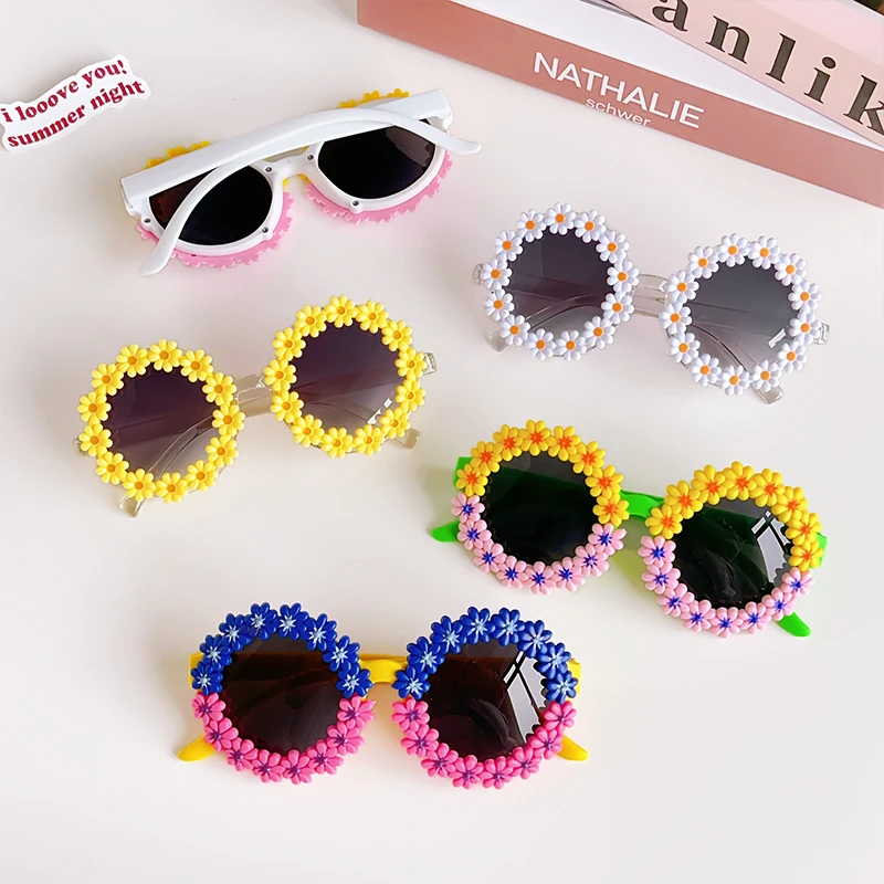 New Children Cute Acrylic Flower UV400 Sunglasses Baby Girls Lovely Outdoor Sun Protection Sunglasses Kid Eye Protection Glasses